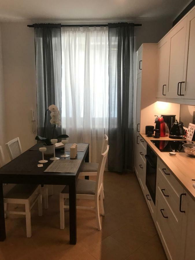 דירות ורשה Stare Miasto Swietojerska 12 מראה חיצוני תמונה